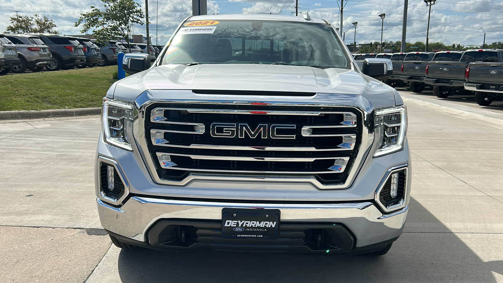 2021 GMC Sierra 1500 SLT 8