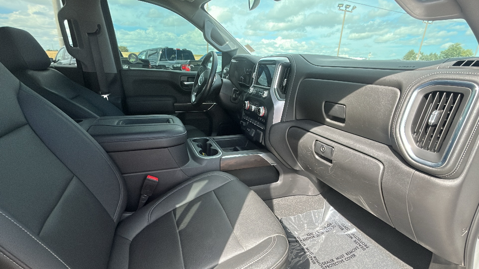 2021 GMC Sierra 1500 SLT 16