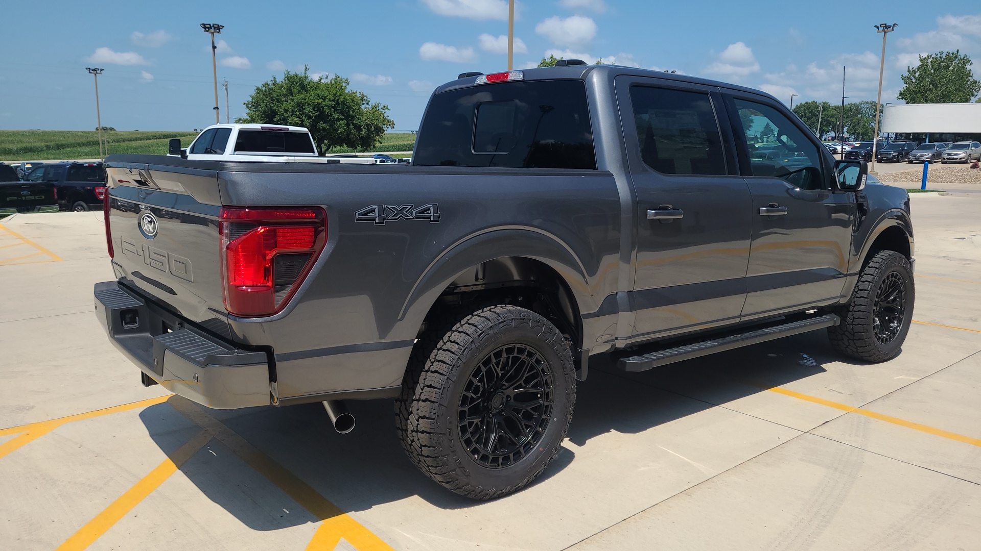 2024 Ford F-150 XLT 3