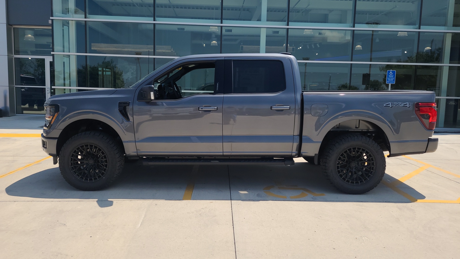 2024 Ford F-150 XLT 6