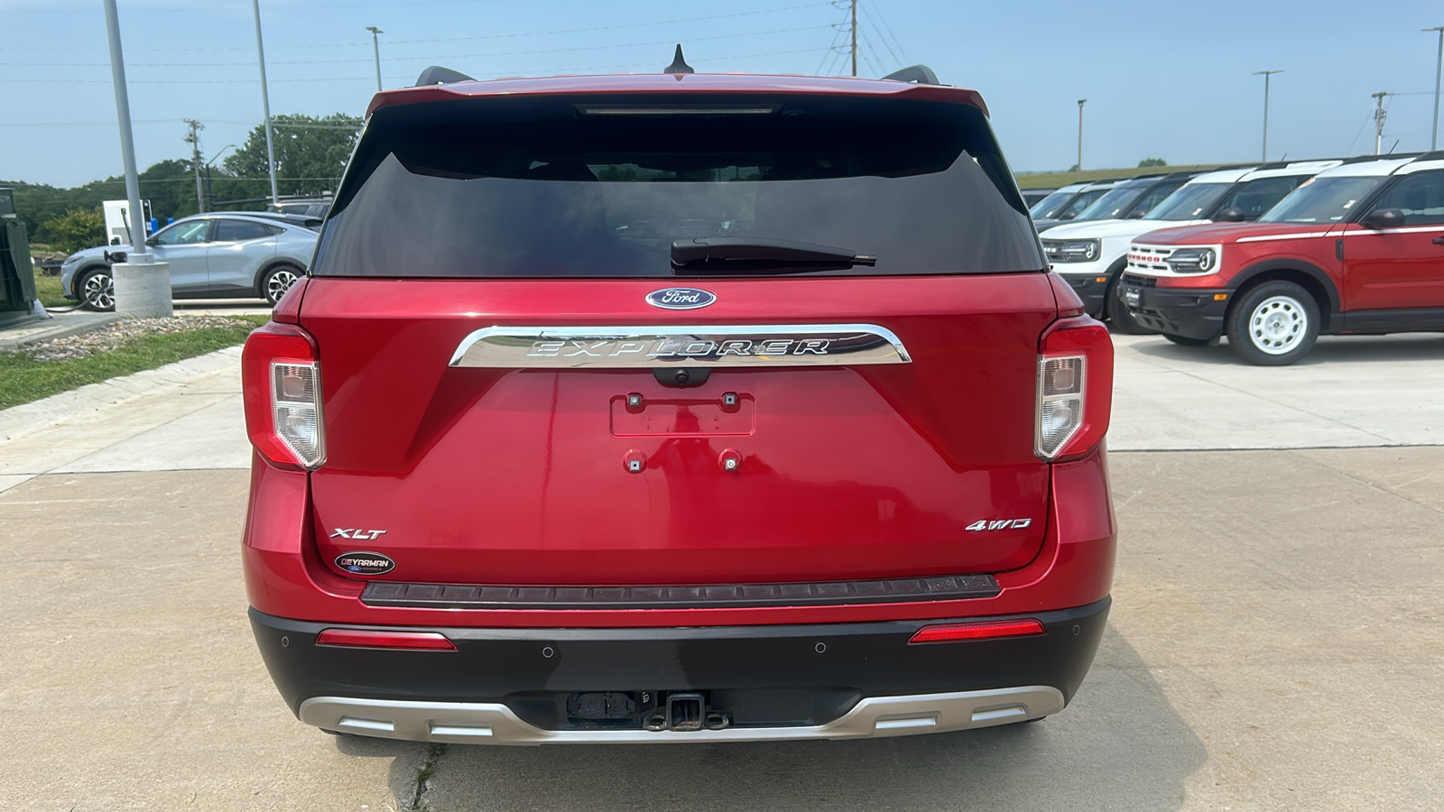 2022 Ford Explorer XLT 4