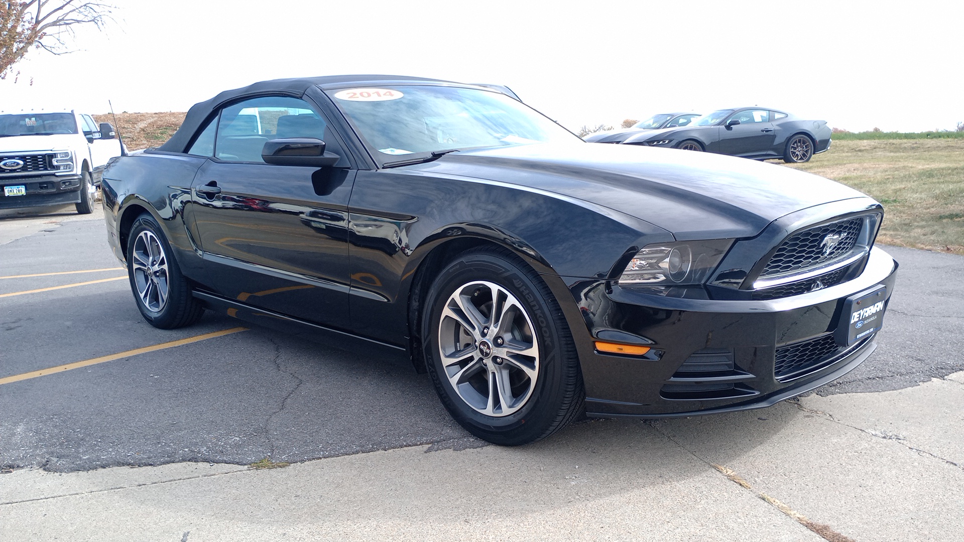 2014 Ford Mustang V6 1