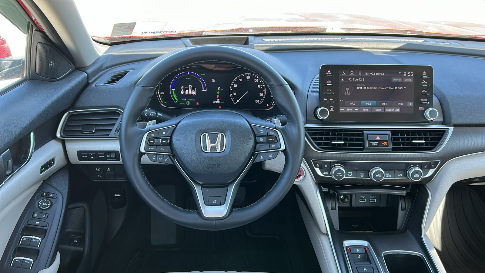 2022 Honda Accord Hybrid Touring 18