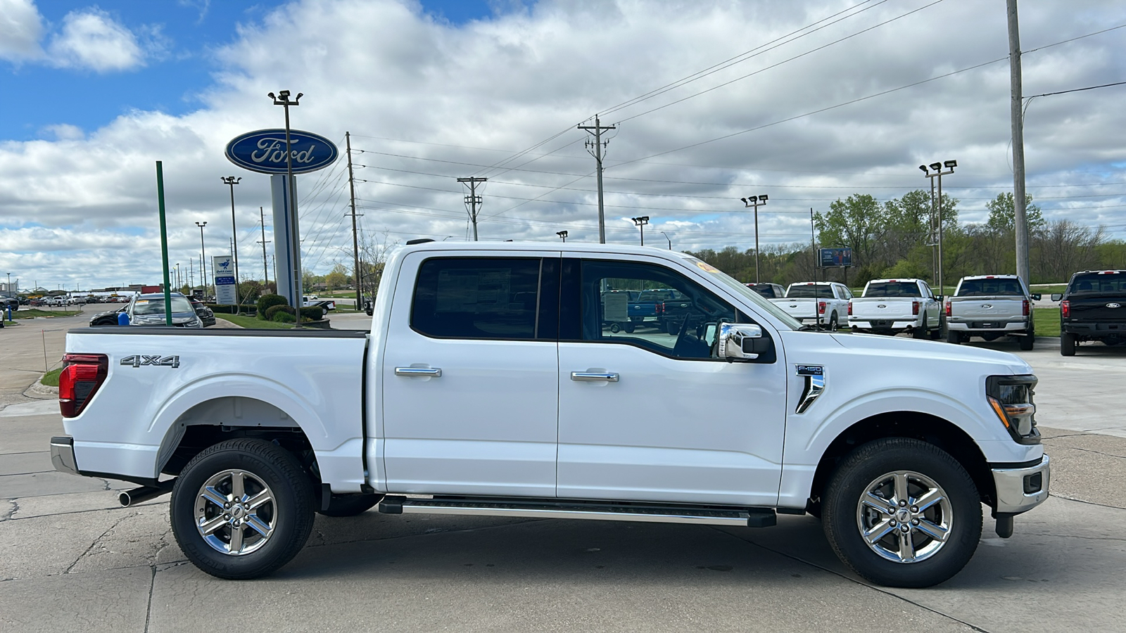 2024 Ford F-150 XLT 2