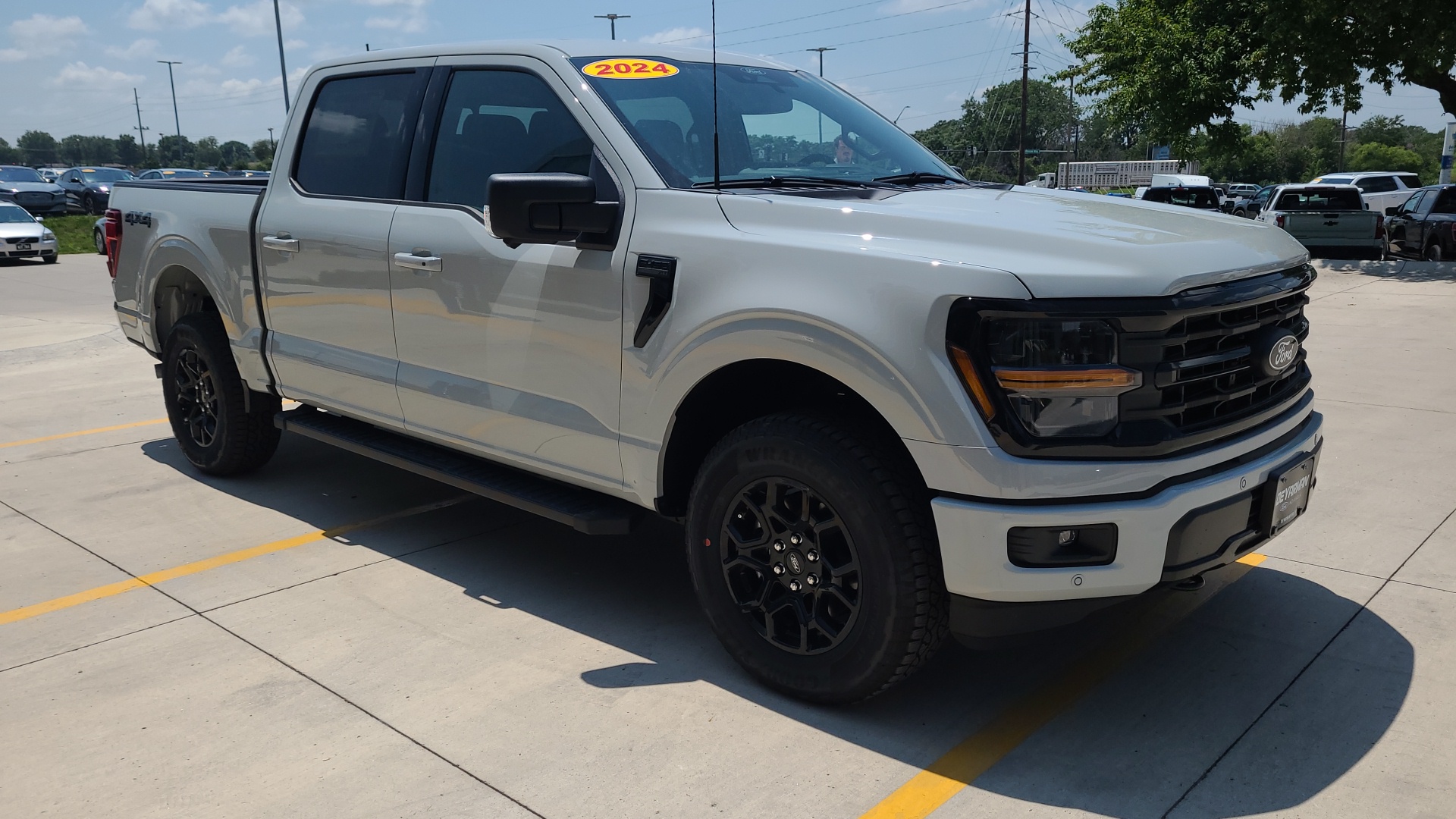 2024 Ford F-150 XLT 1