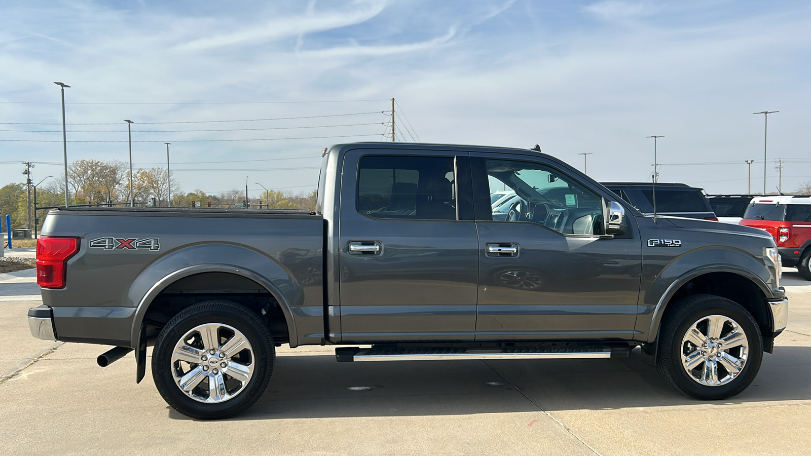 2020 Ford F-150 Lariat 2