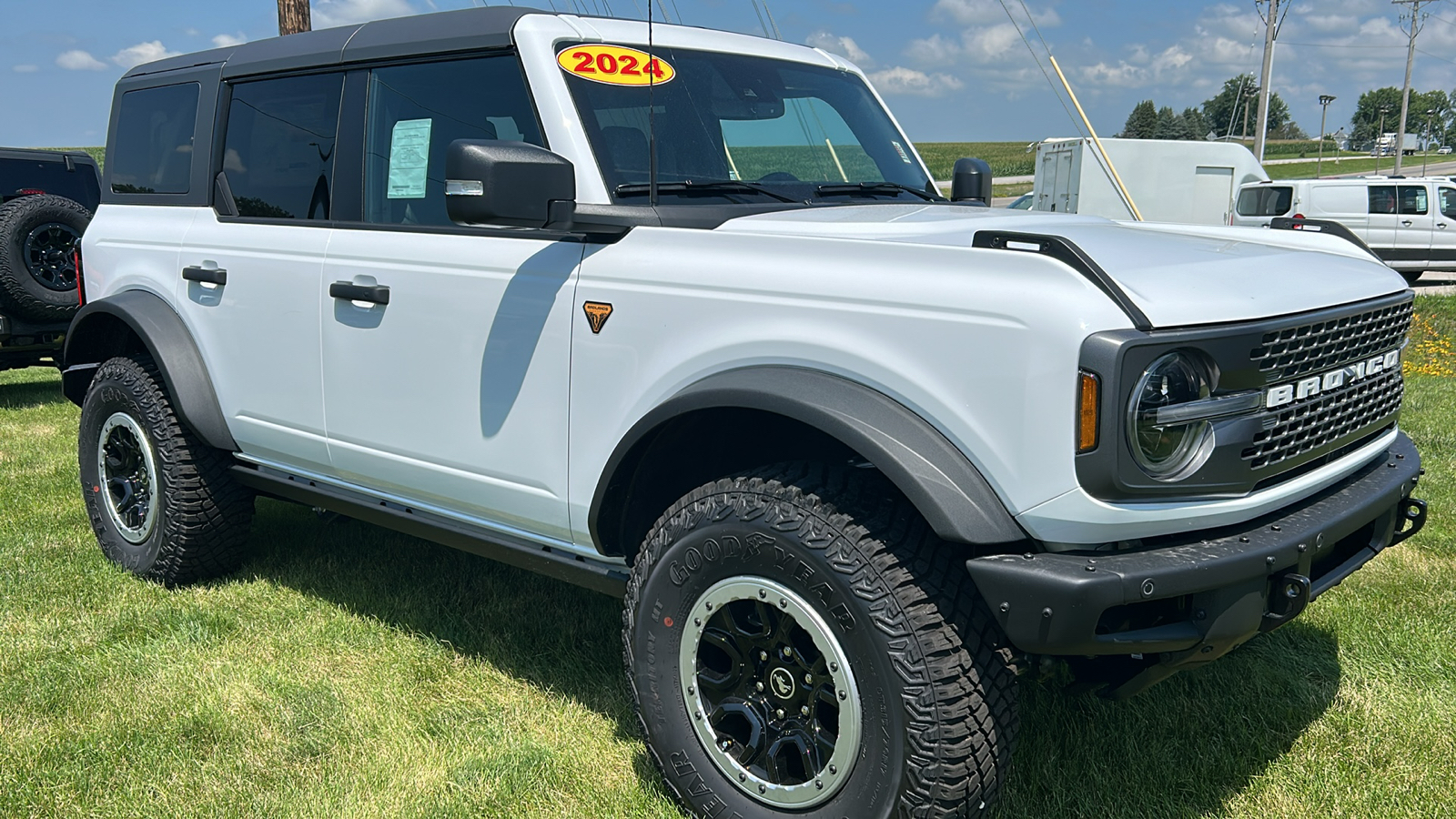 2024 Ford Bronco Badlands 1