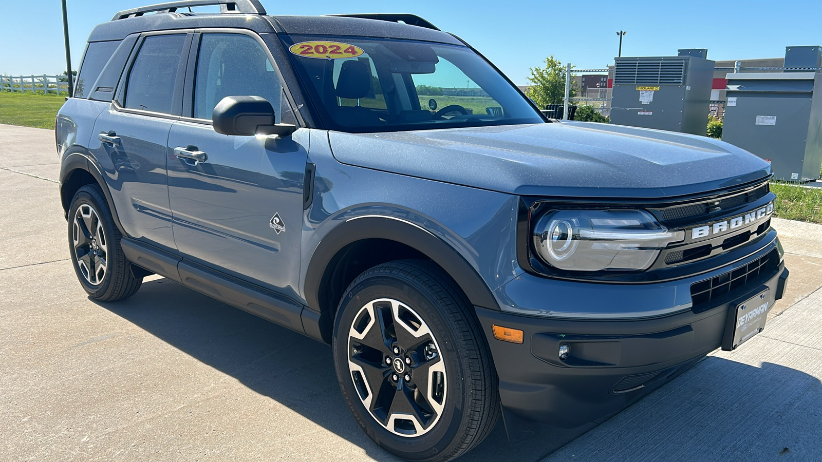 2024 Ford Bronco Sport Outer Banks 1