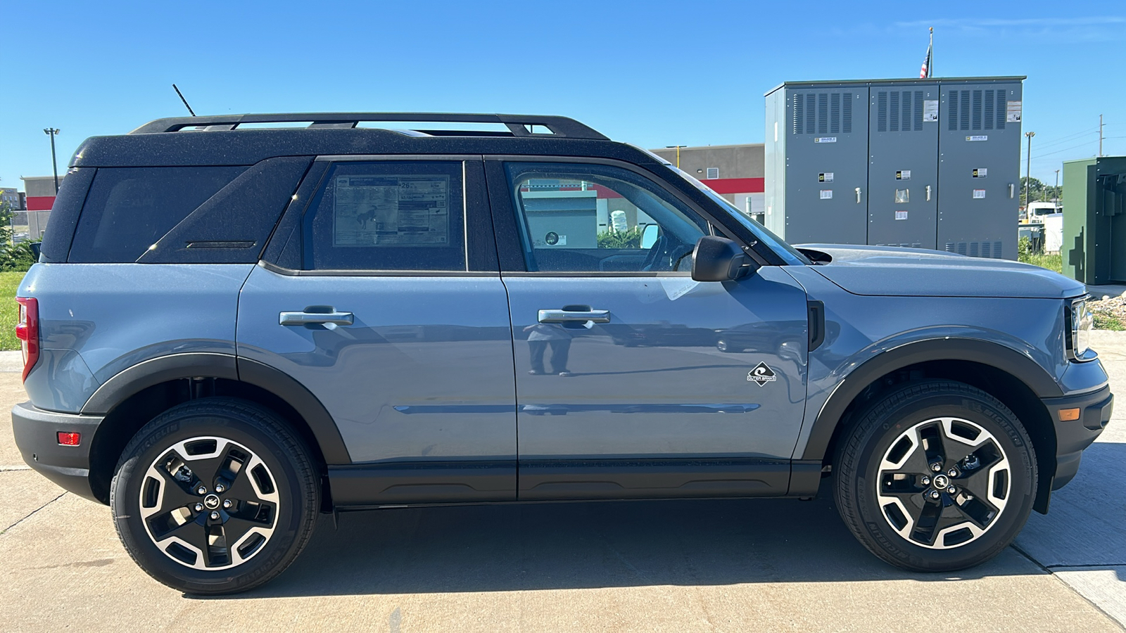 2024 Ford Bronco Sport Outer Banks 2