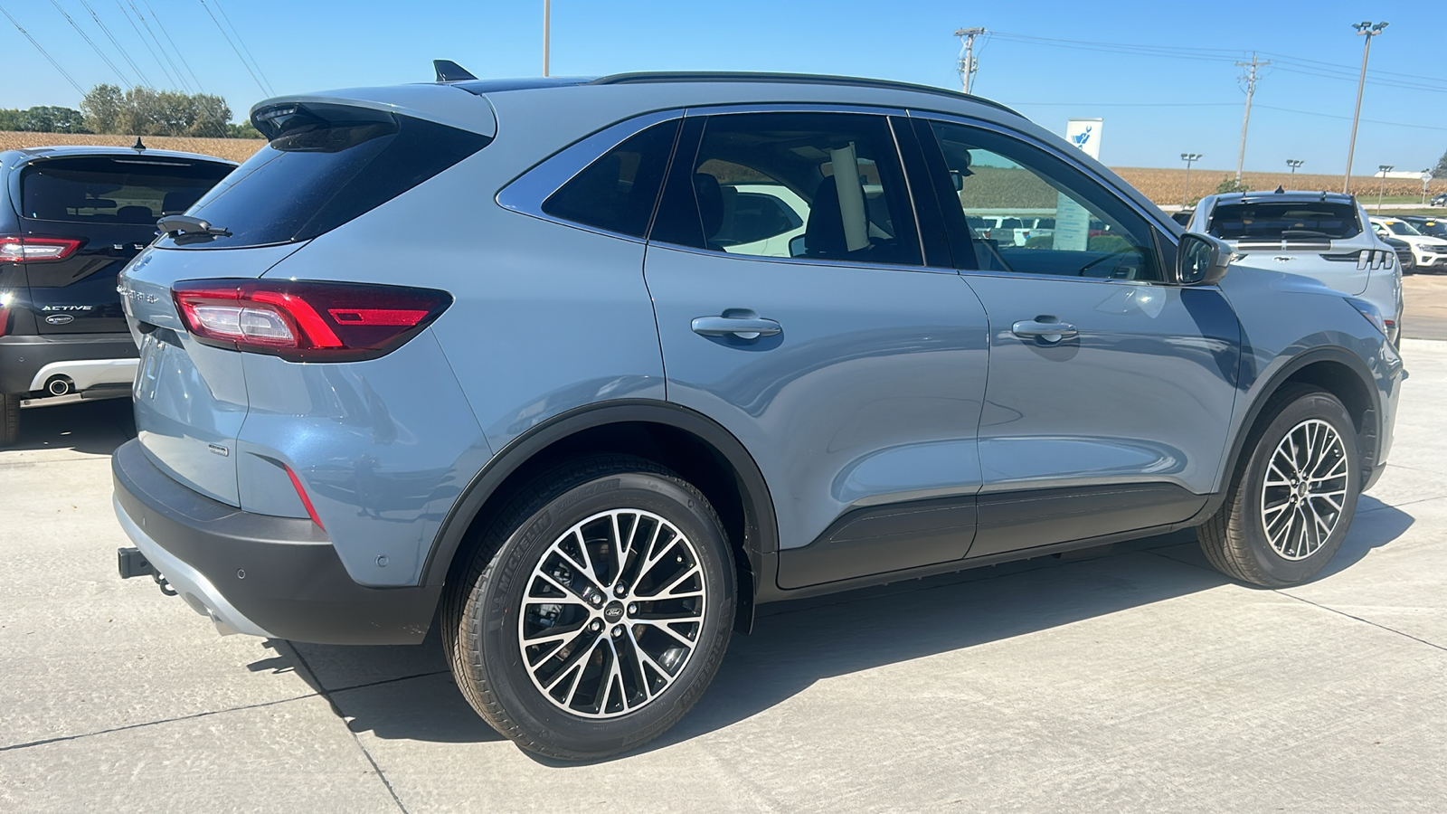 2024 Ford Escape Plug-In Hybrid 3