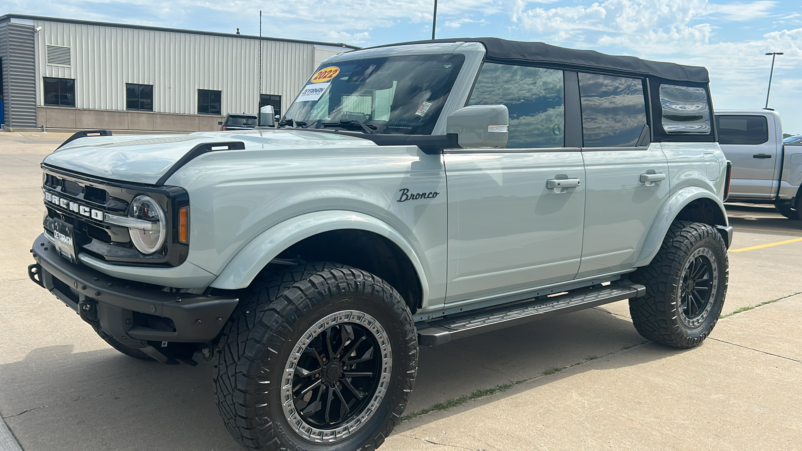 2022 Ford Bronco Outer Banks 7