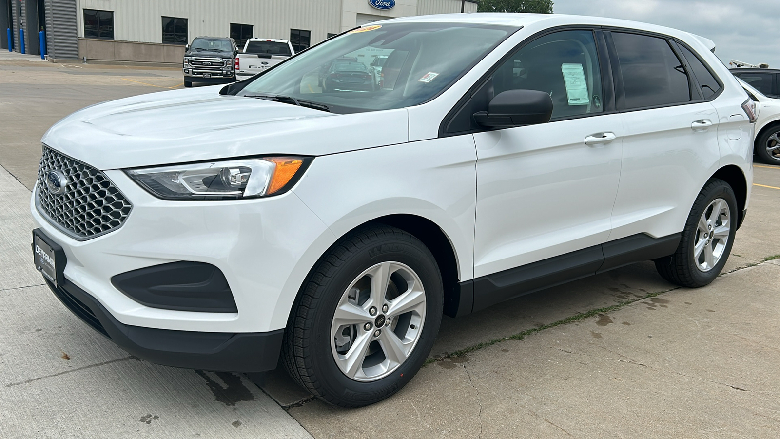 2024 Ford Edge SE 7