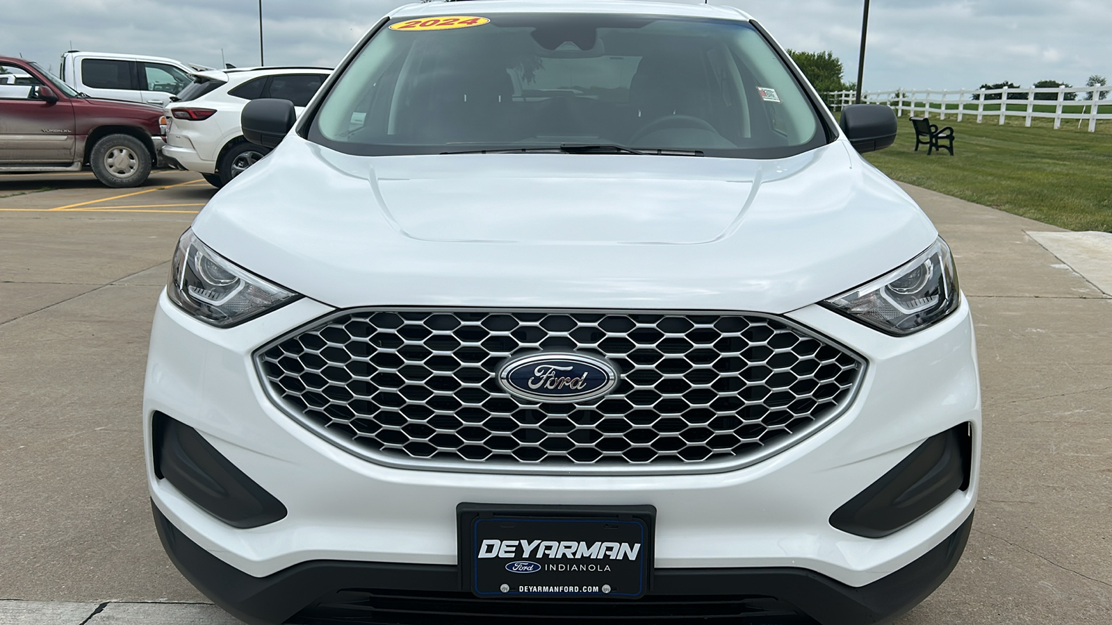 2024 Ford Edge SE 8