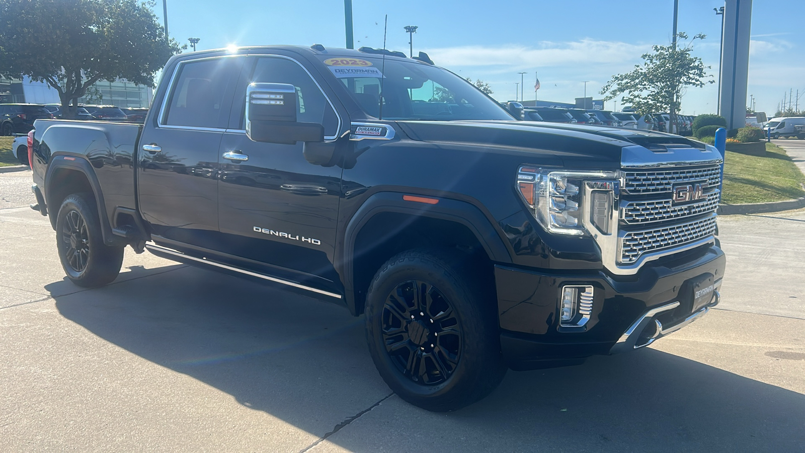 2023 GMC Sierra 2500HD Denali 1