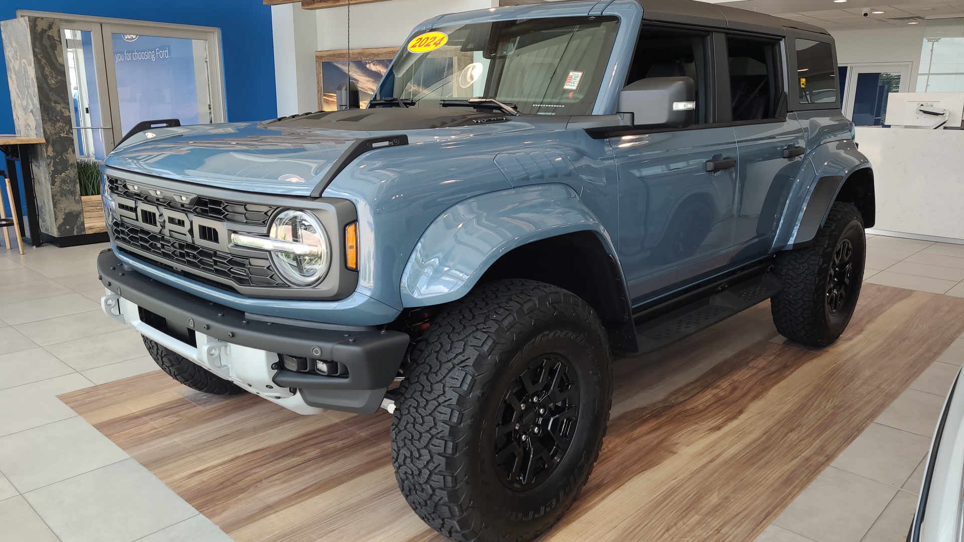 2024 Ford Bronco Raptor 6