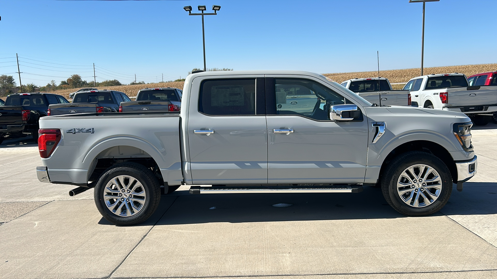 2024 Ford F-150 XLT 2