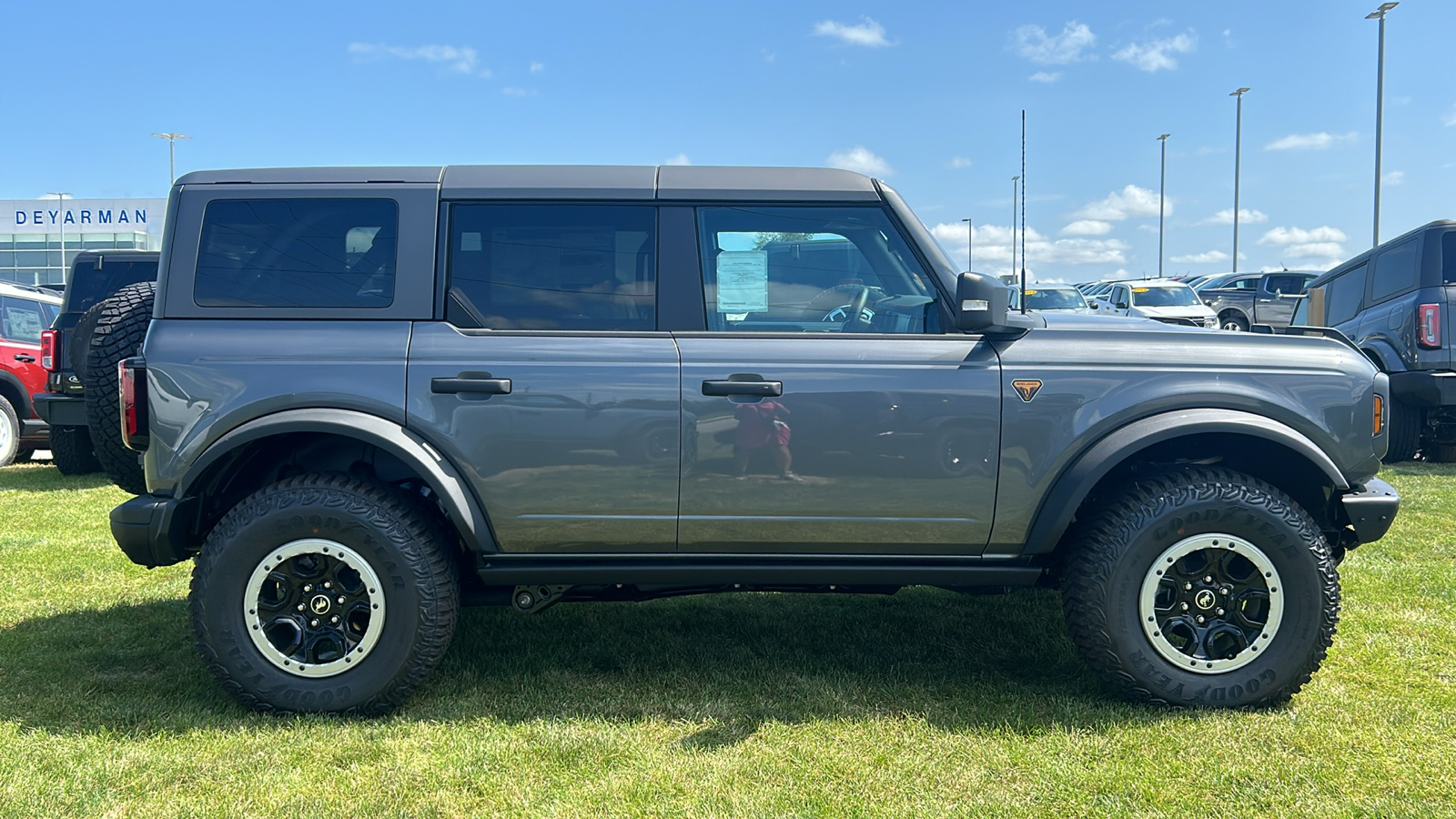 2024 Ford Bronco Badlands 2