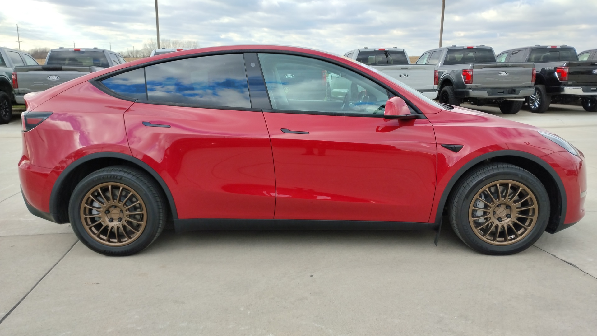 2022 Tesla Model Y Long Range 2