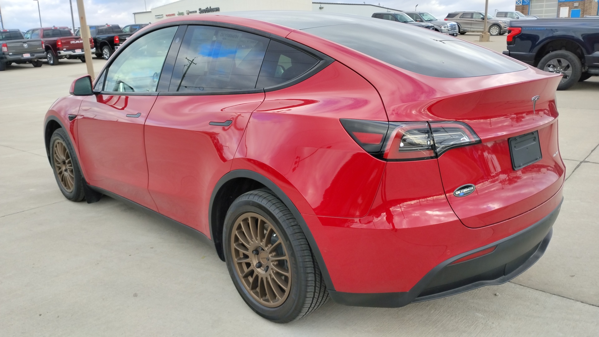 2022 Tesla Model Y Long Range 5