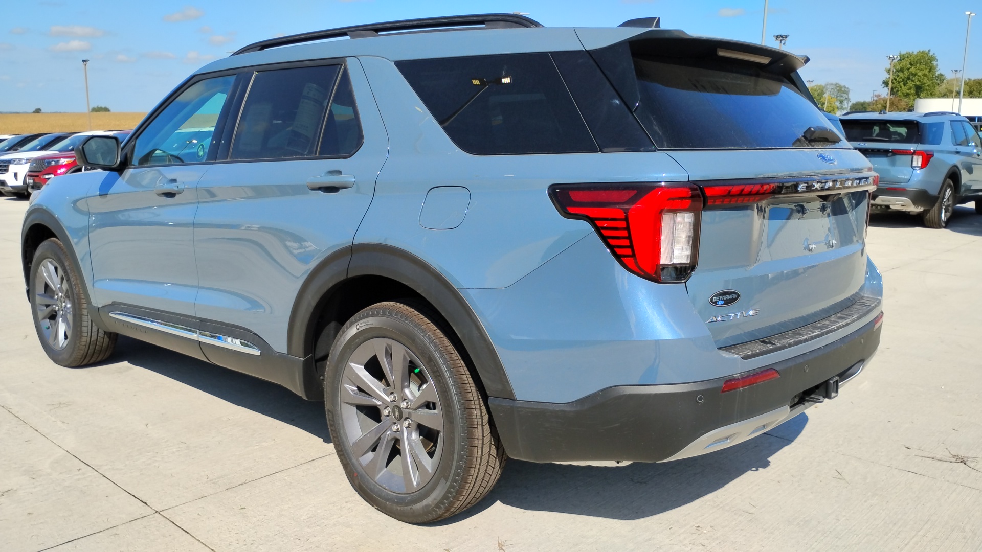 2025 Ford Explorer Active 5