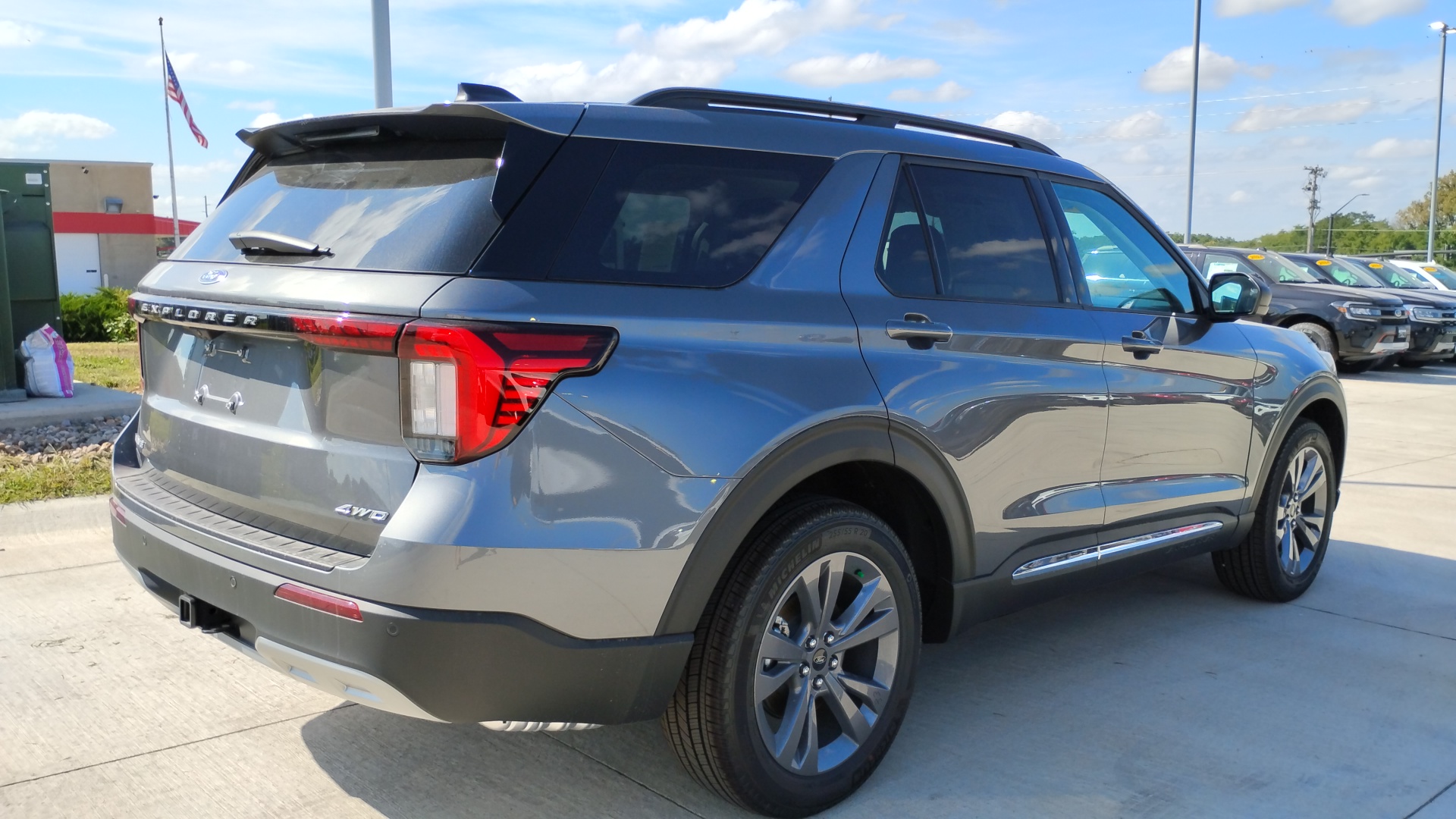 2025 Ford Explorer Active 3