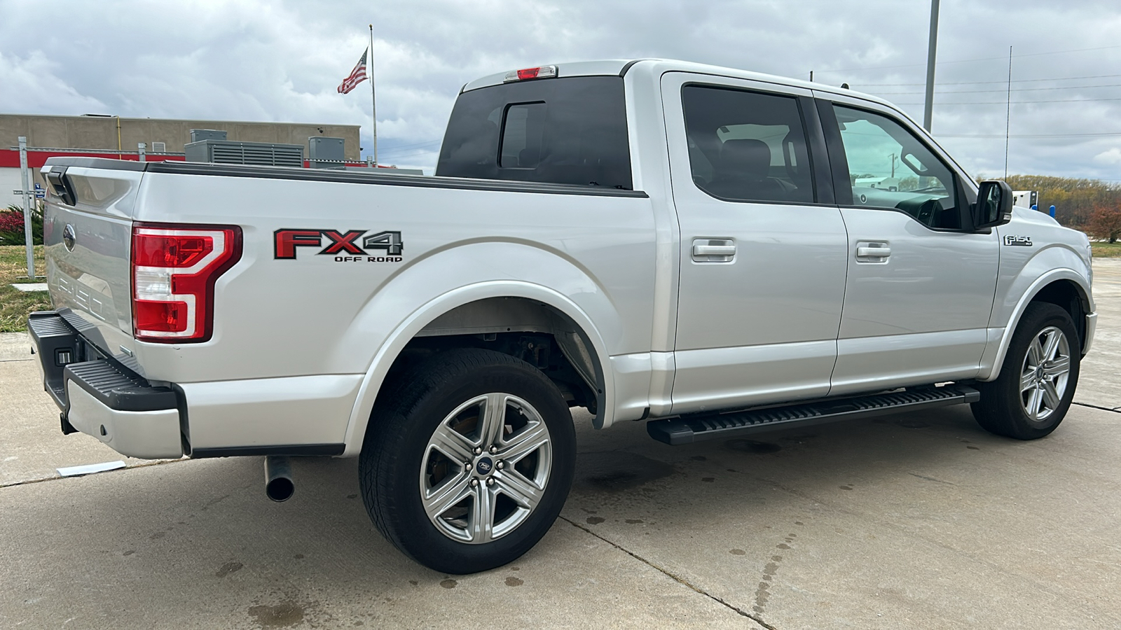 2019 Ford F-150 XLT 3