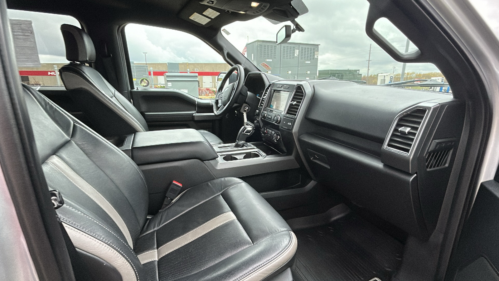 2019 Ford F-150 XLT 22