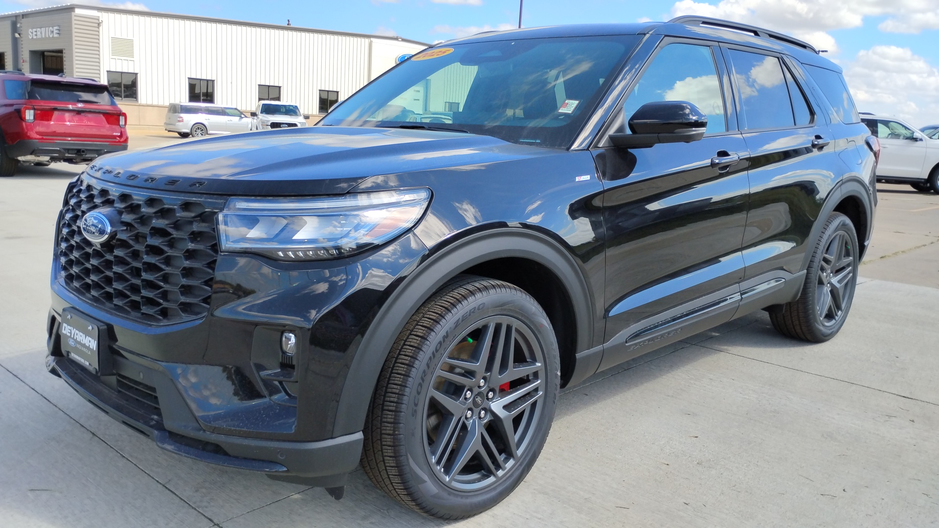 2025 Ford Explorer ST-Line 7