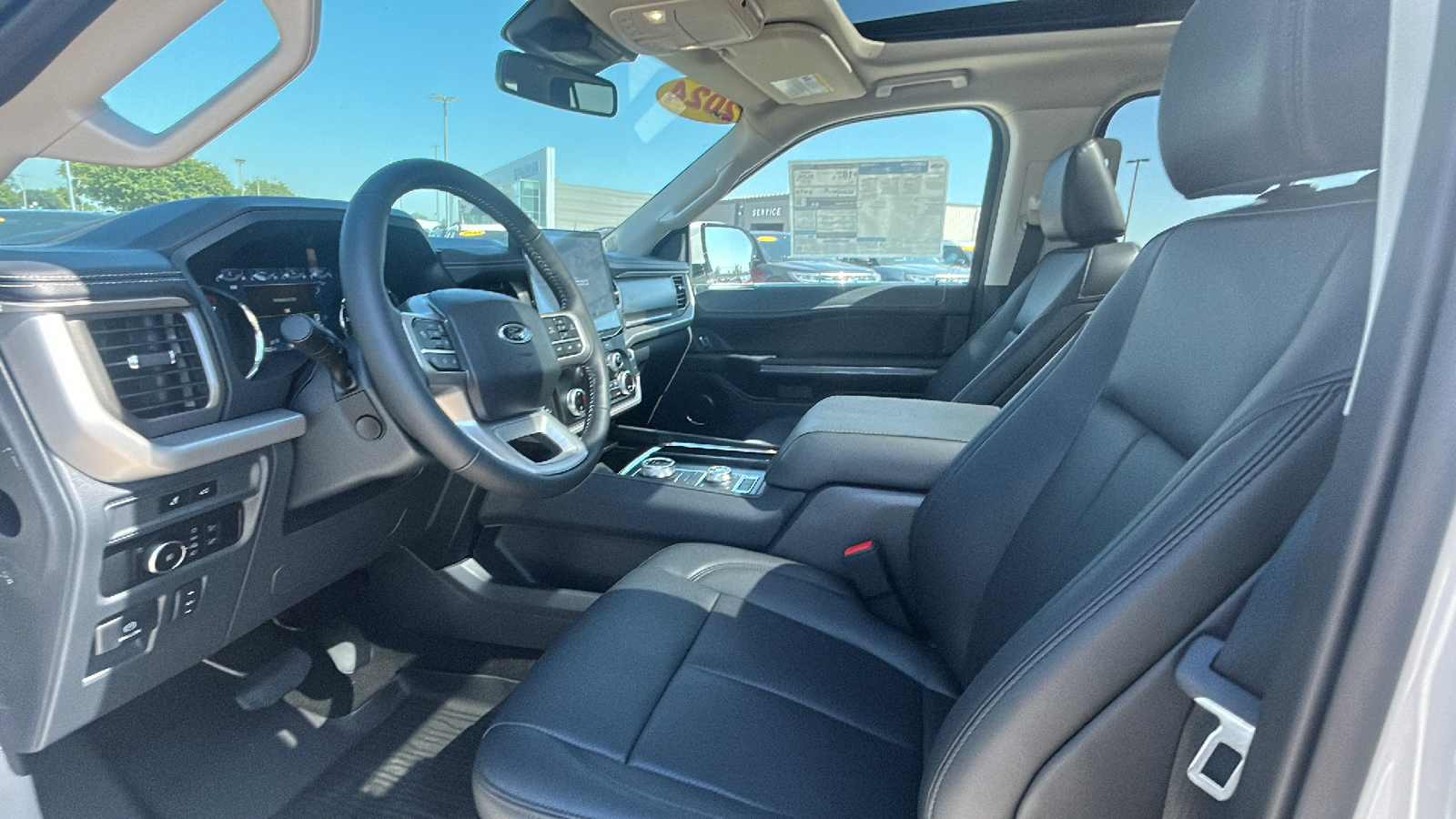 2024 Ford Expedition XLT 10