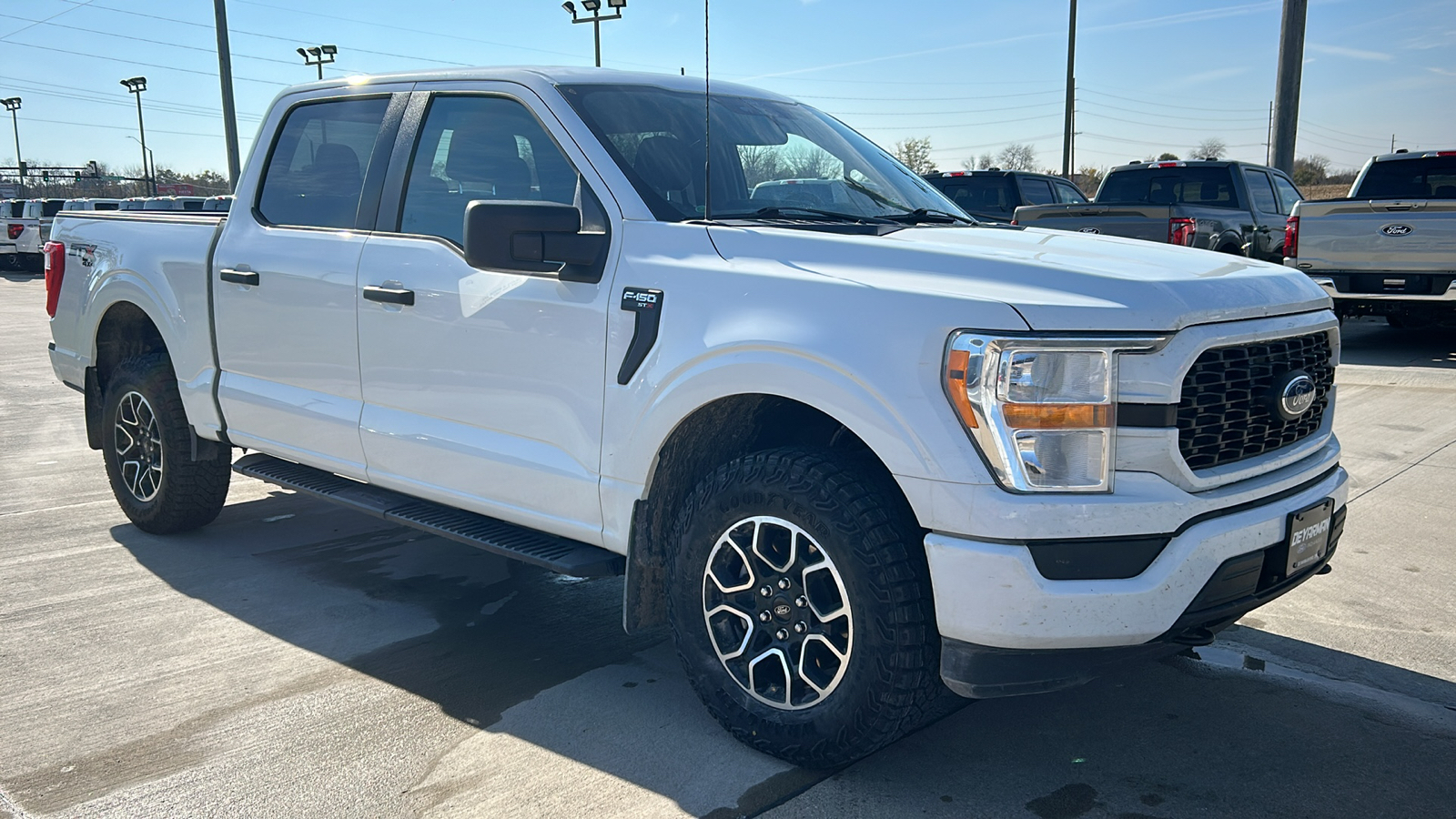 2022 Ford F-150 XL 1