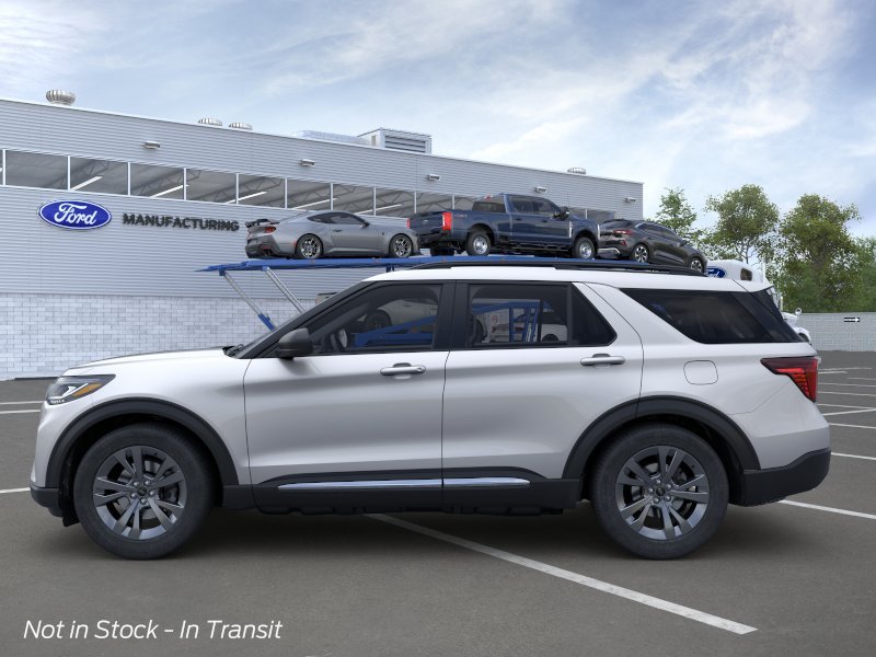 2025 Ford Explorer Active 3