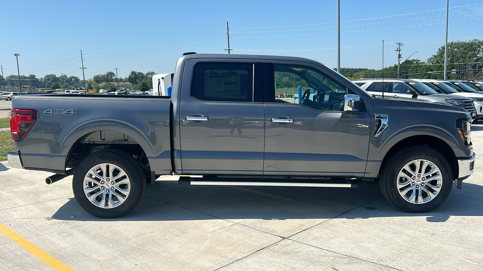 2024 Ford F-150 XLT 2