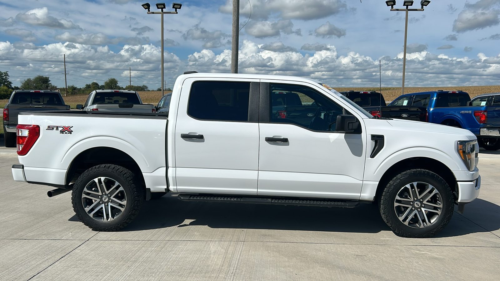 2023 Ford F-150 XL 2