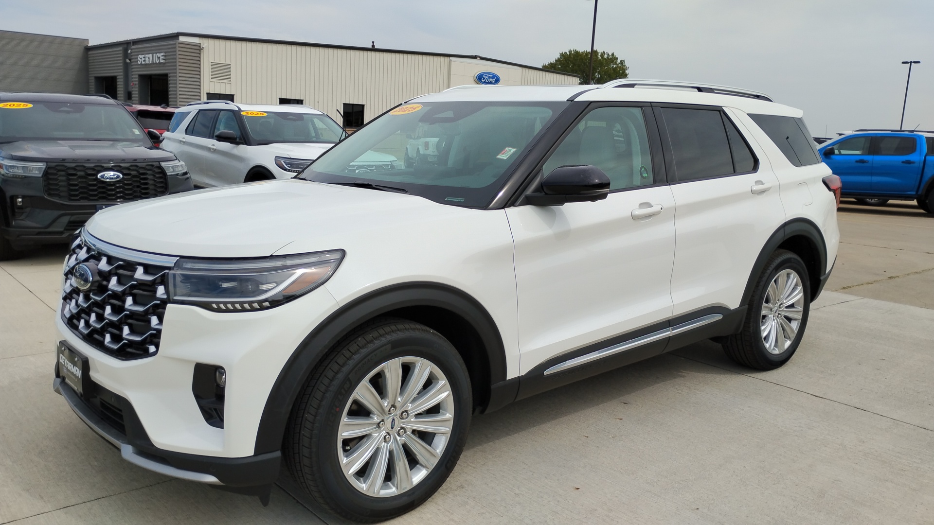 2025 Ford Explorer Platinum 7