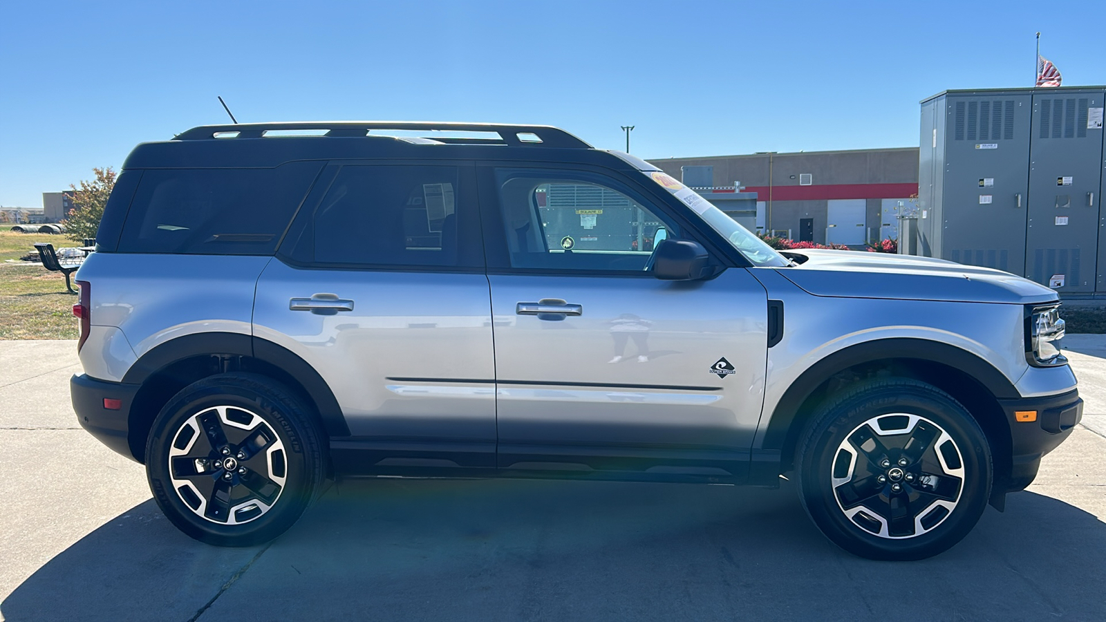 2023 Ford Bronco Sport Outer Banks 2