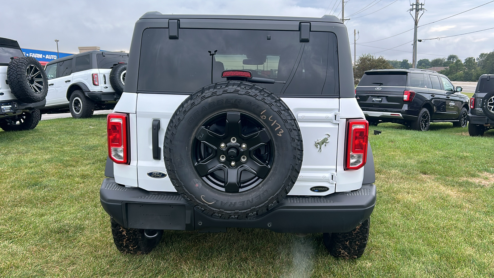 2024 Ford Bronco Black Diamond 4