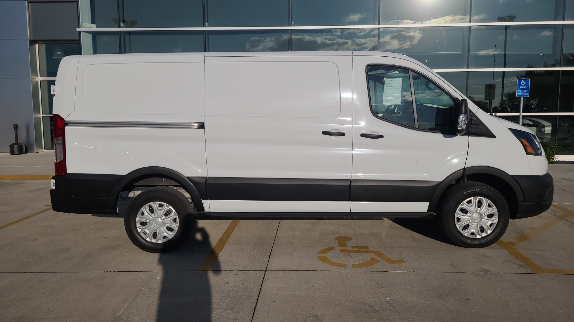 2023 Ford E-Transit-350 Base 2