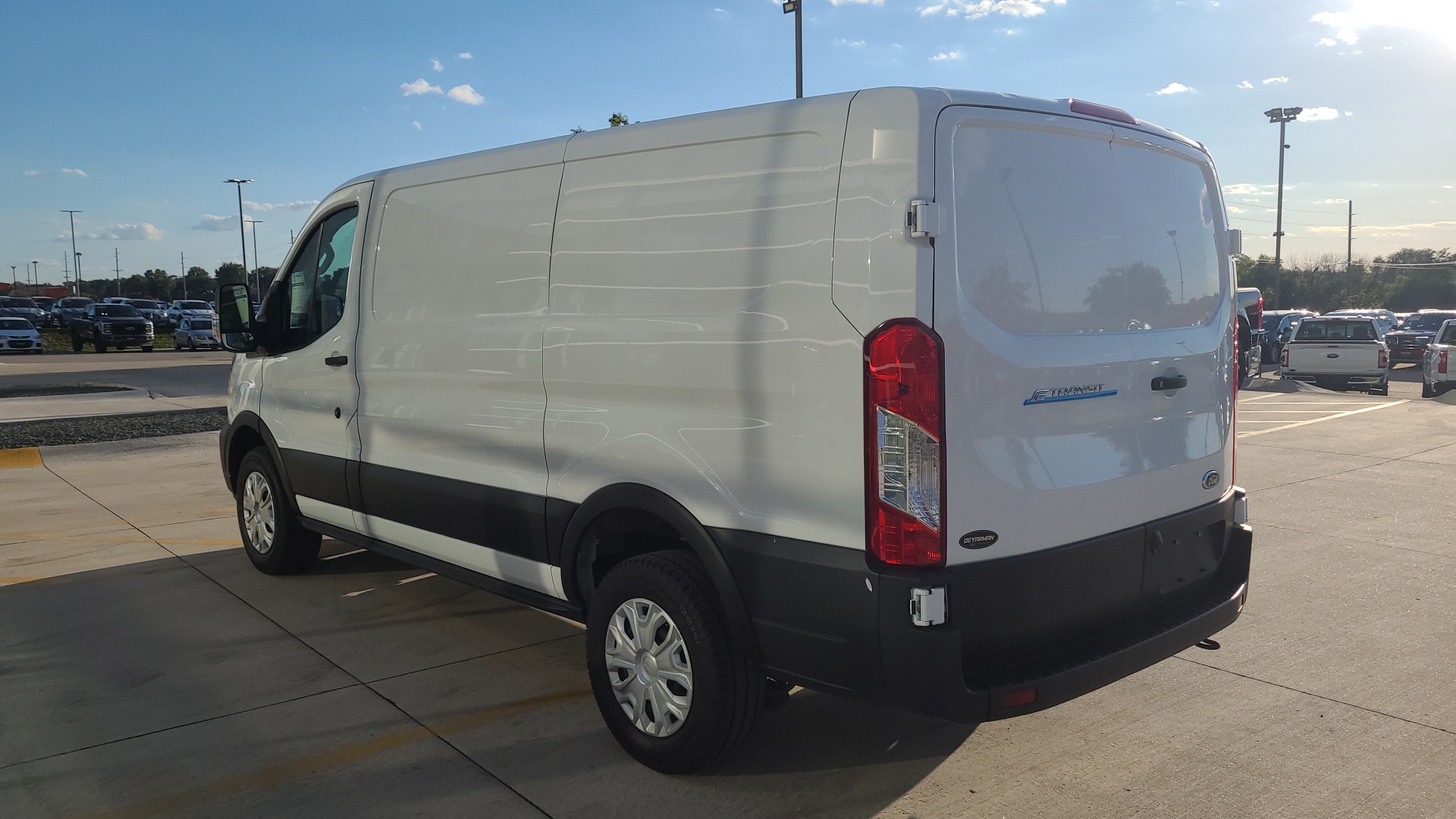 2023 Ford E-Transit-350 Base 5