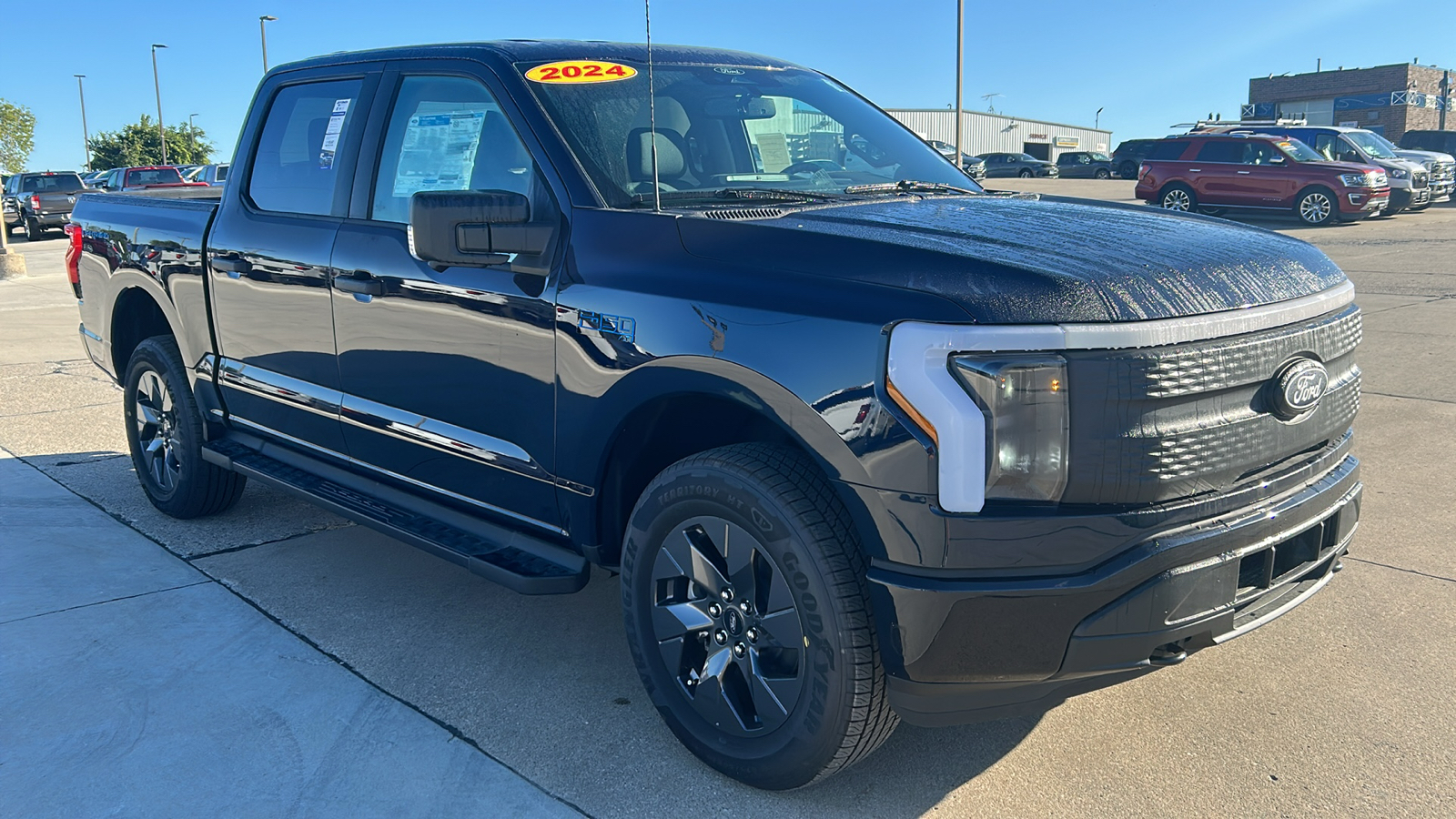 2024 Ford F-150 Lightning XLT 1