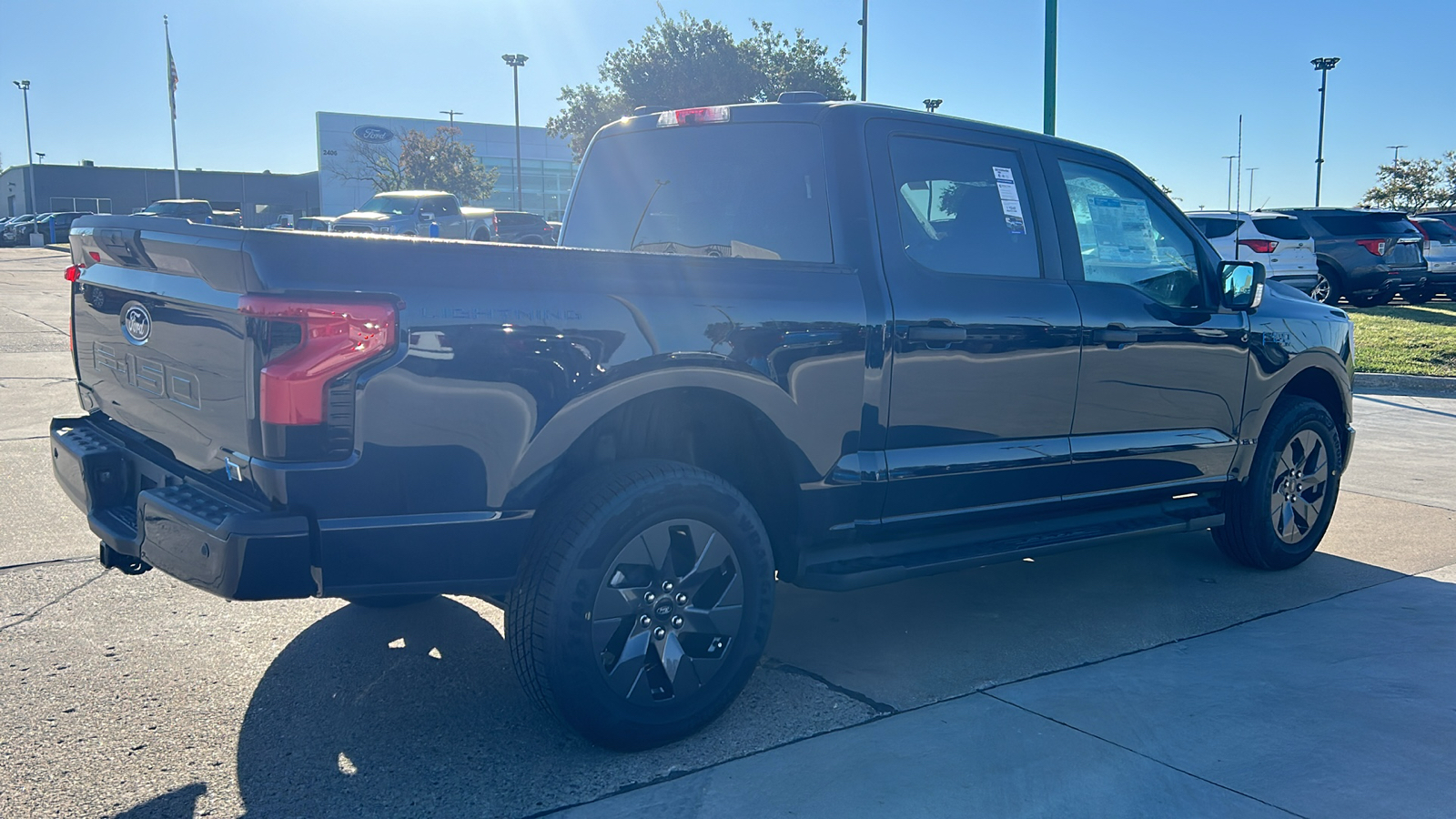 2024 Ford F-150 Lightning XLT 3