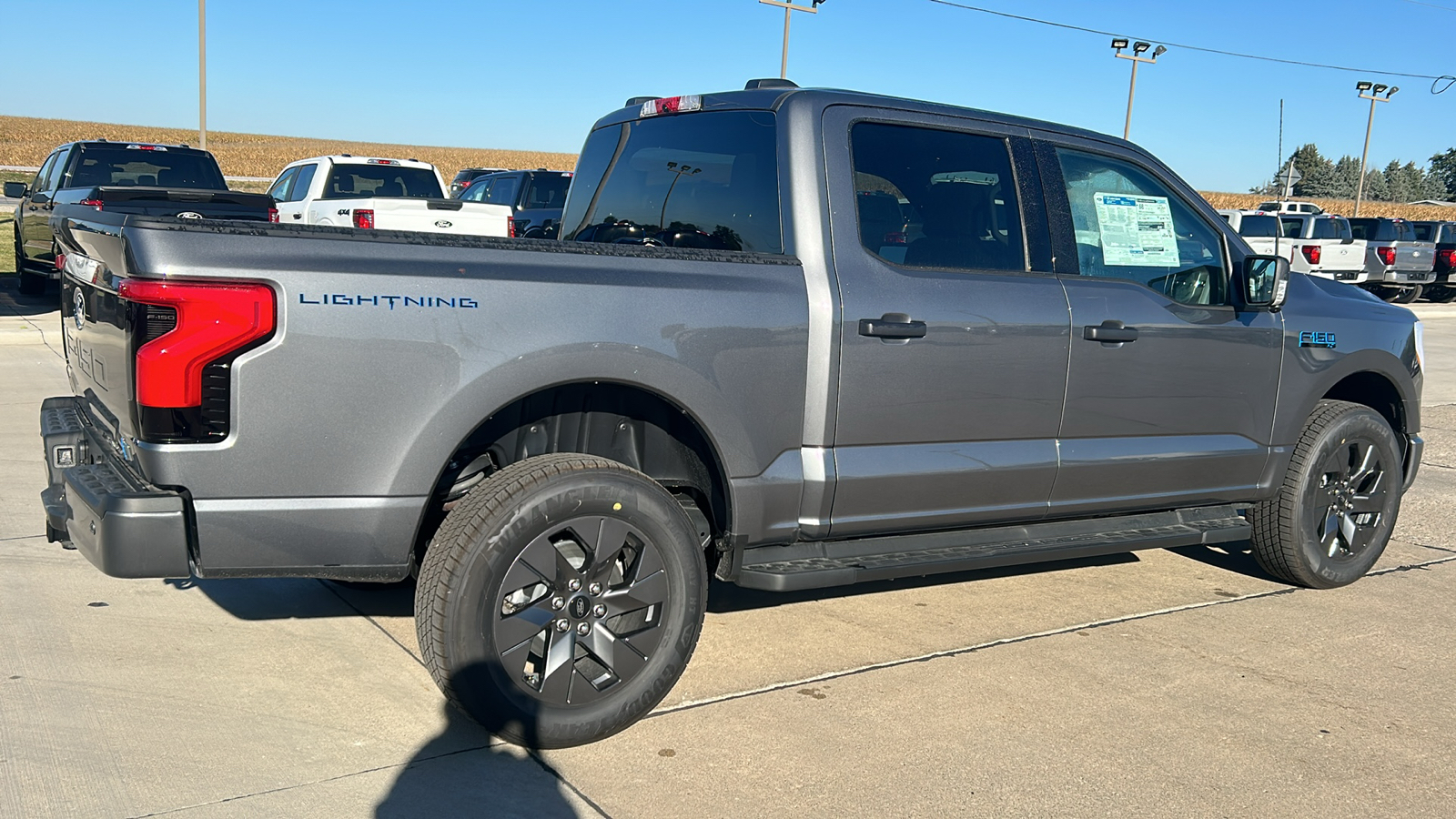 2024 Ford F-150 Lightning XLT 3