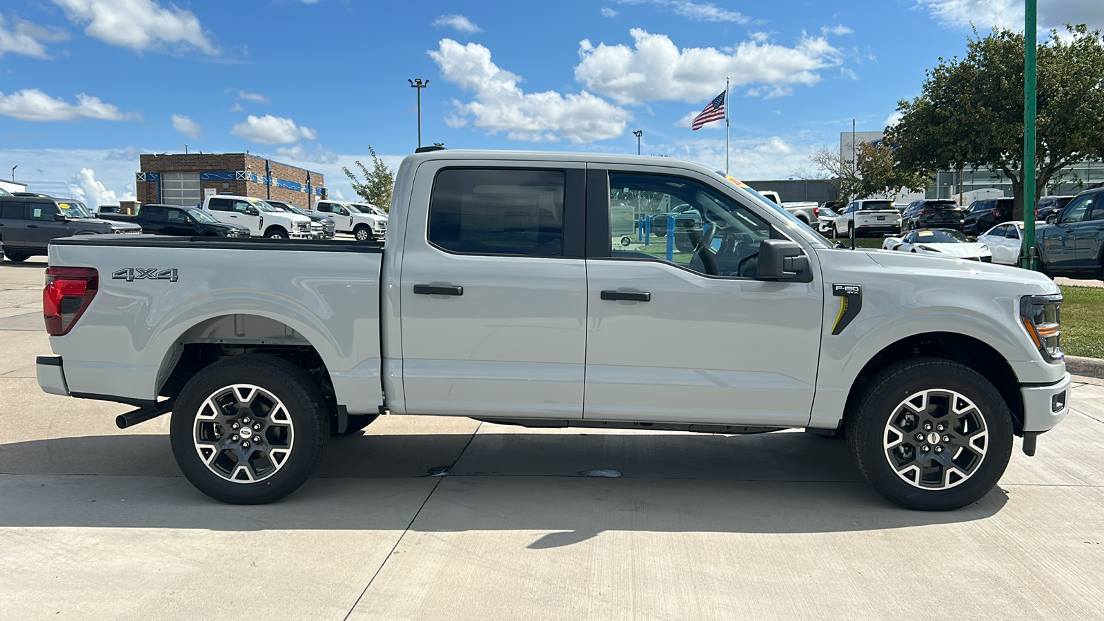 2024 Ford F-150 STX 2