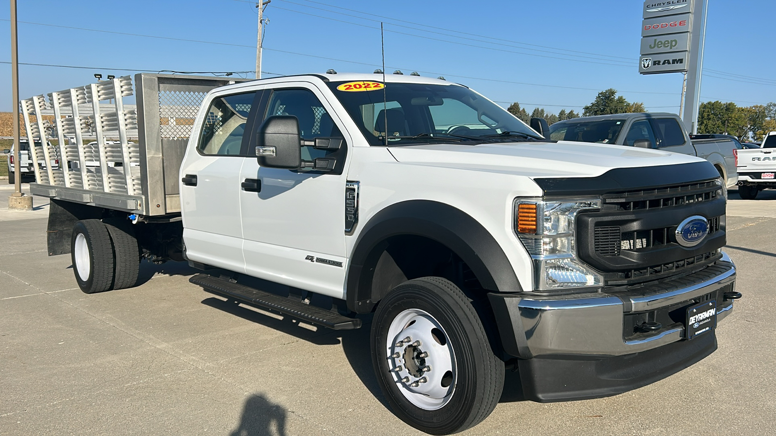 2022 Ford F-550SD XL 1