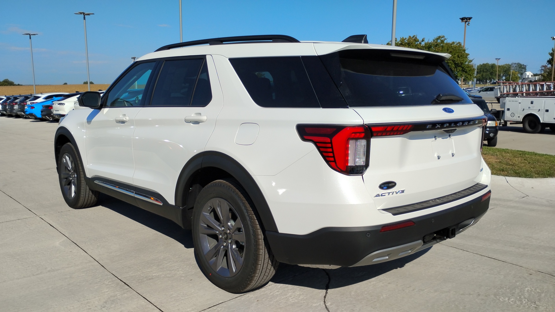 2025 Ford Explorer Active 5