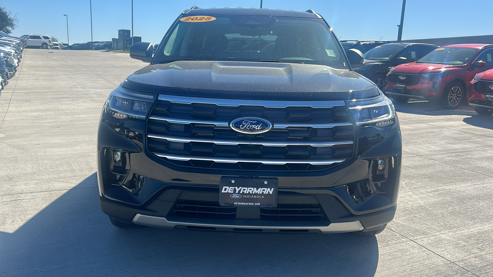 2025 Ford Explorer Active 8