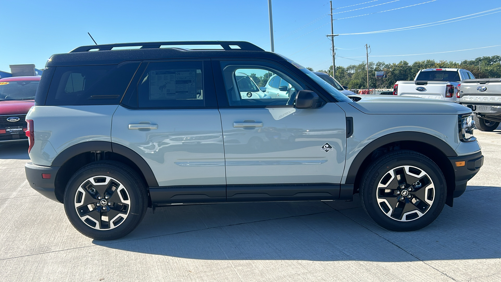 2024 Ford Bronco Sport Outer Banks 2