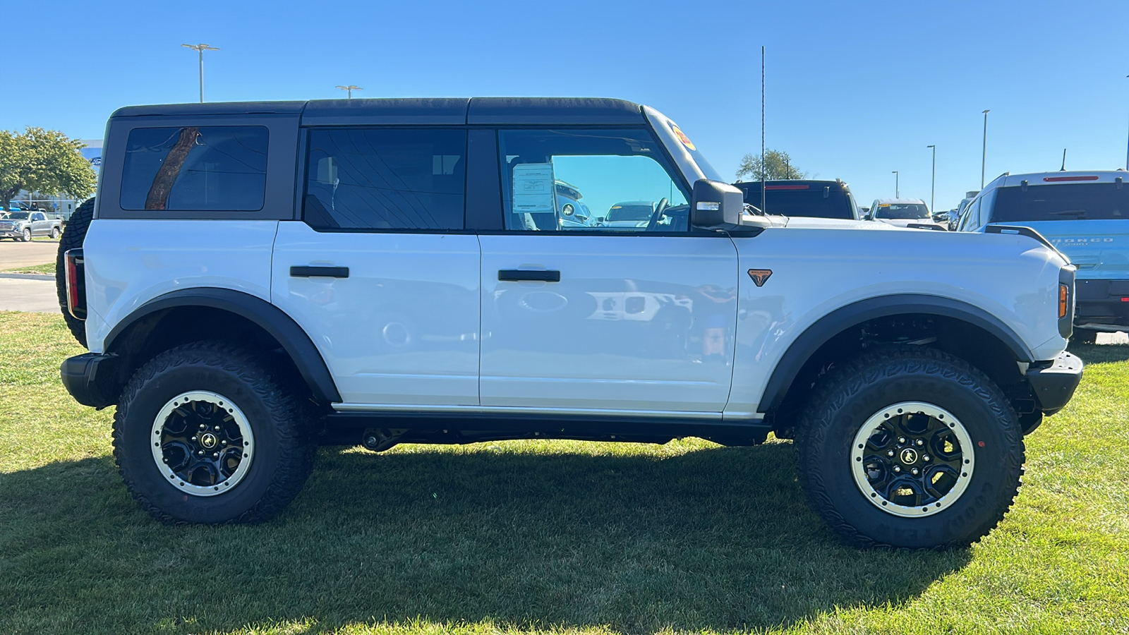 2024 Ford Bronco Badlands 2