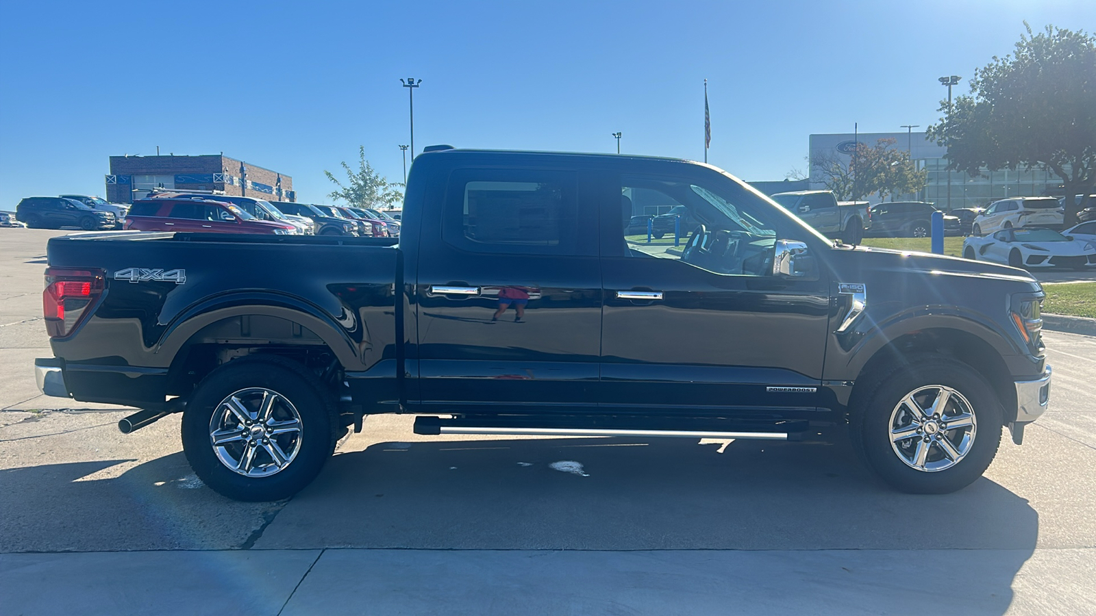 2024 Ford F-150 XLT 2