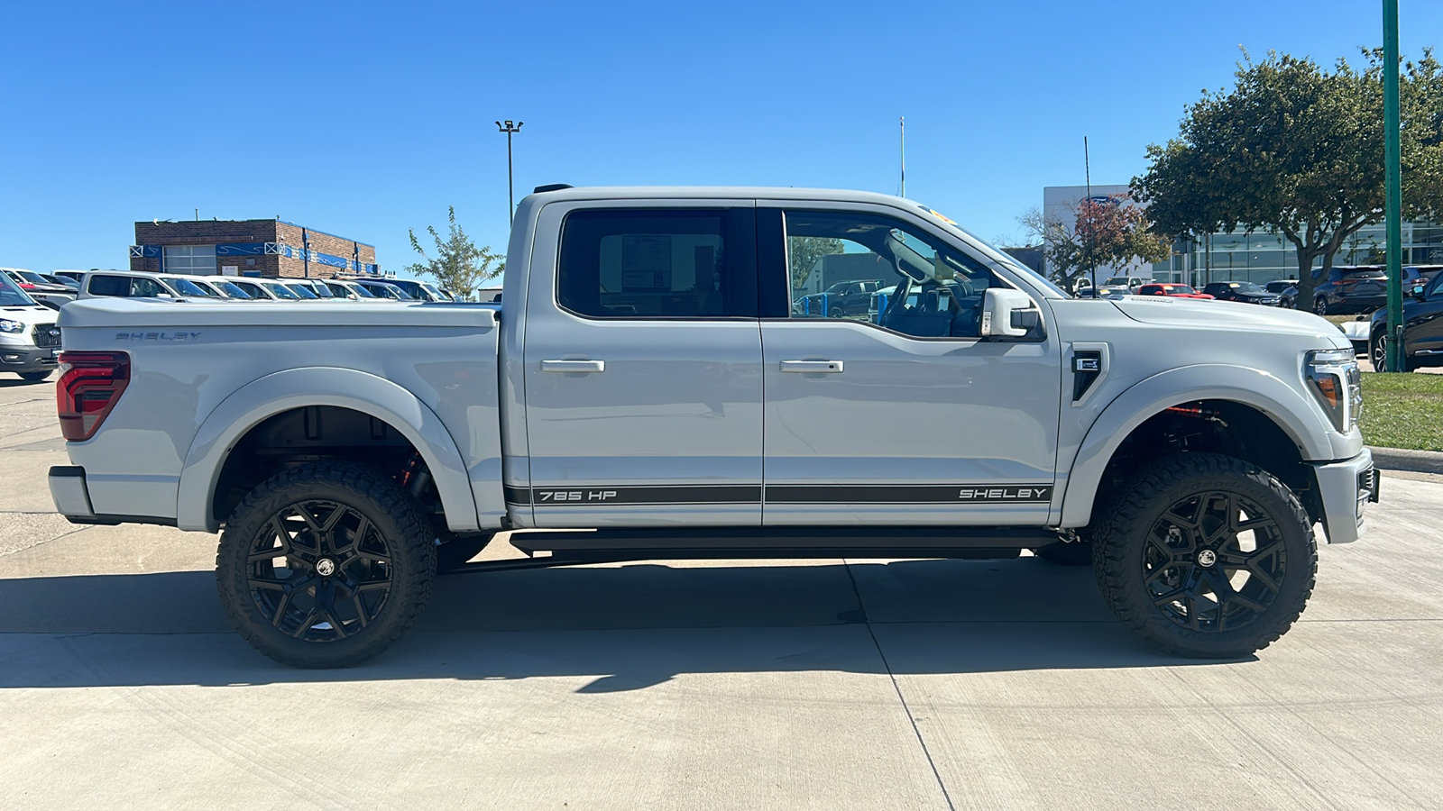 2024 Ford F-150 Lariat 2