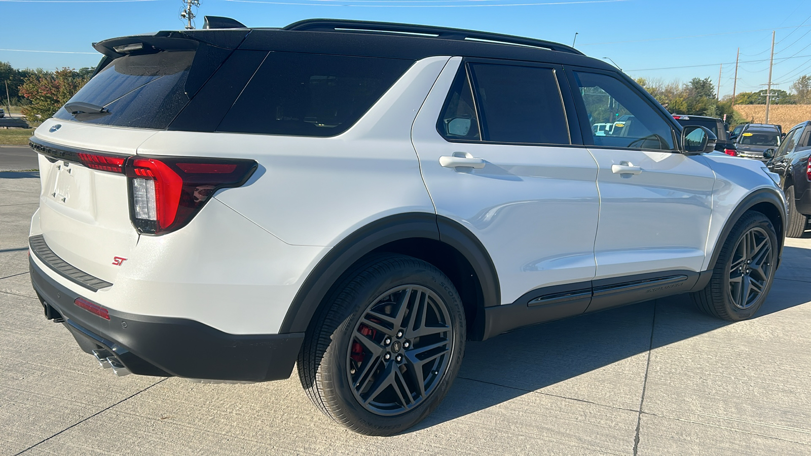 2025 Ford Explorer ST 3